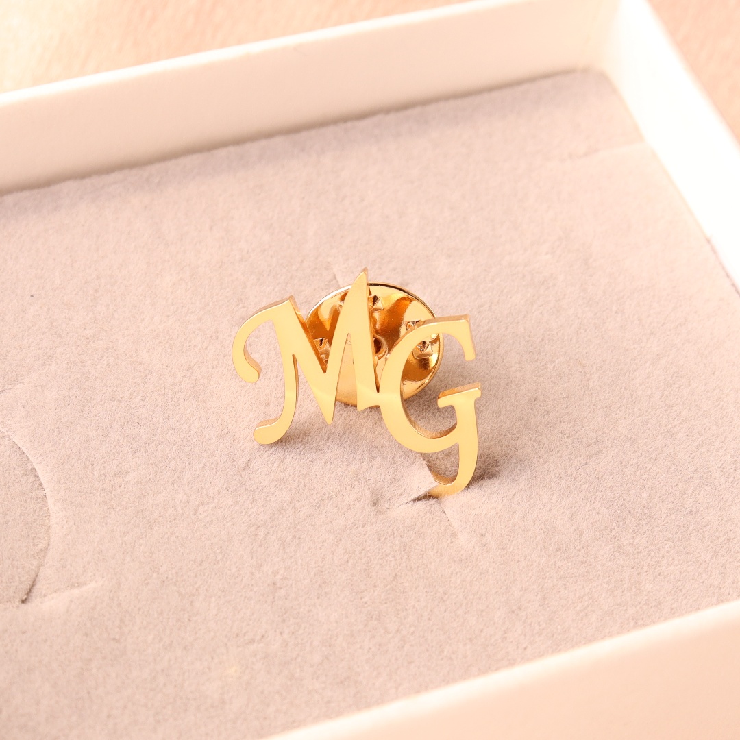 Custom Initials Brooch For Gro - đánh giá và giá Men Accessories Brooch
